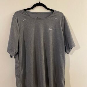 Nike Men's Short Sleeve Gray Tee
